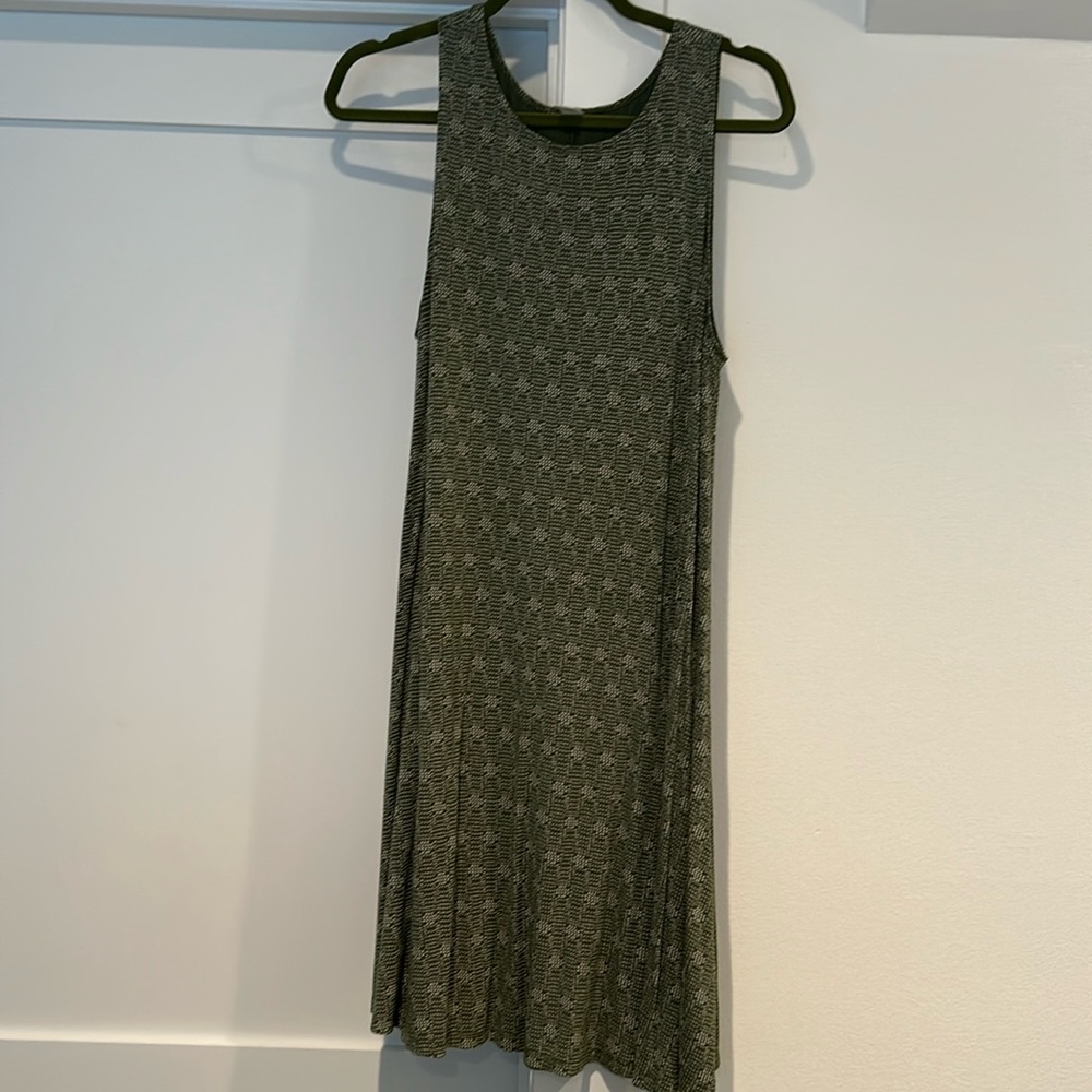 Knee length Old Navy dress